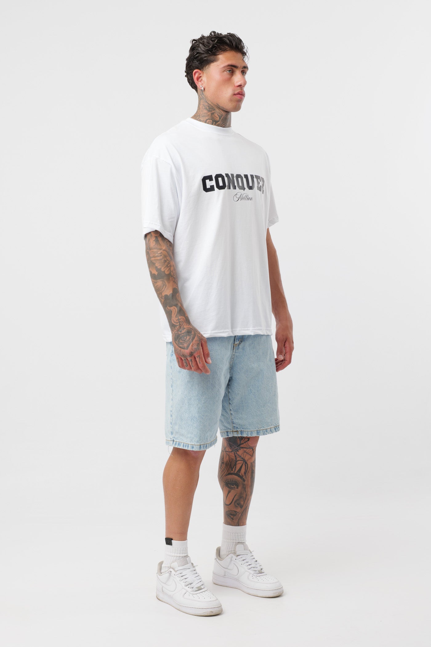 T-shirt Conquer blanche