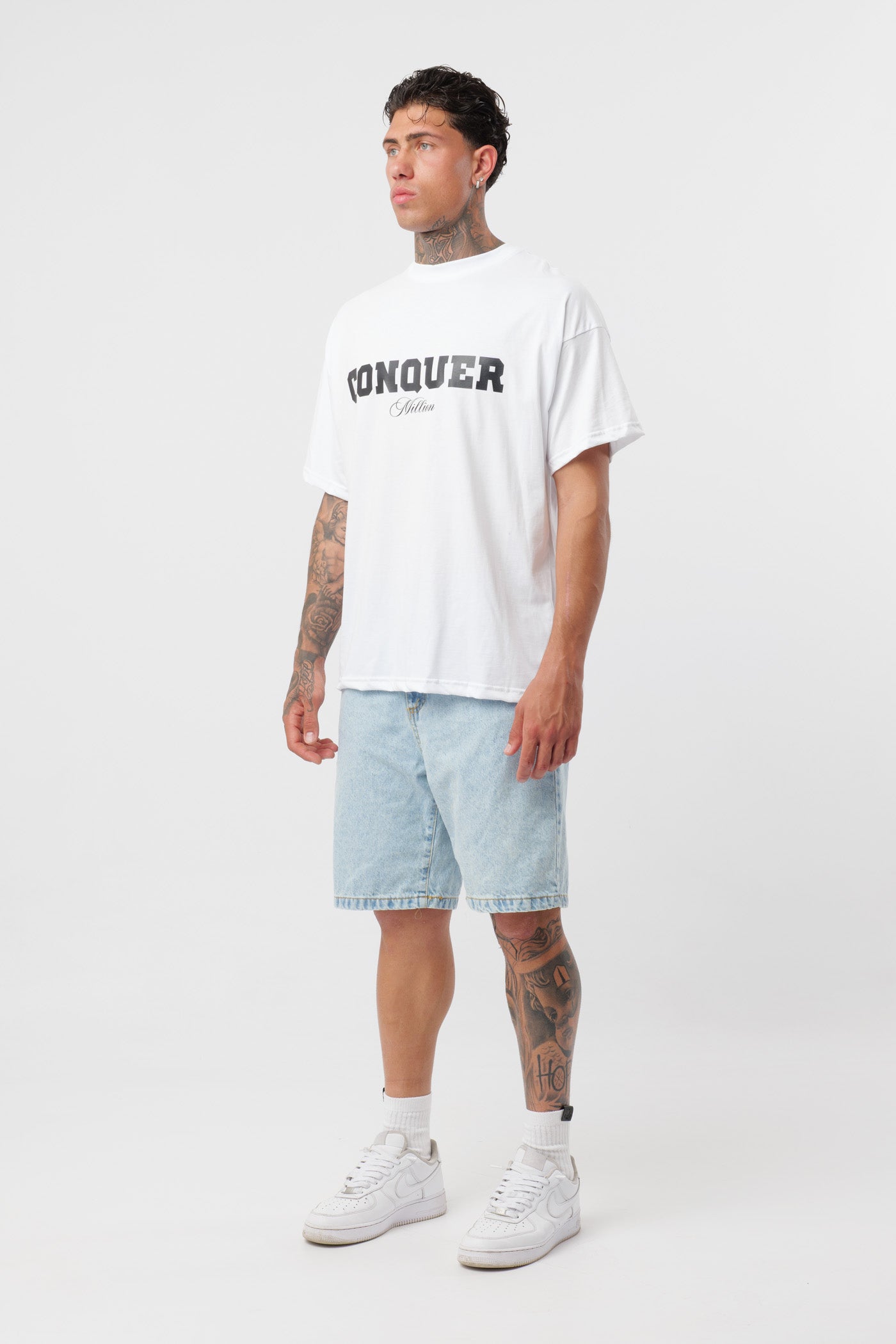 T-shirt Conquer blanche