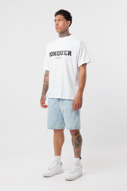 T-shirt Conquer blanche